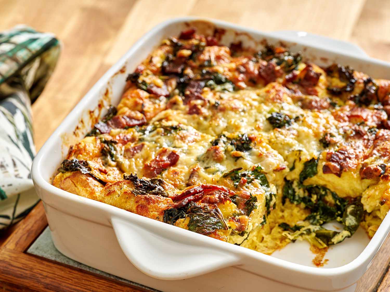 bacon-cheddar-and-spinach-strata-recipe