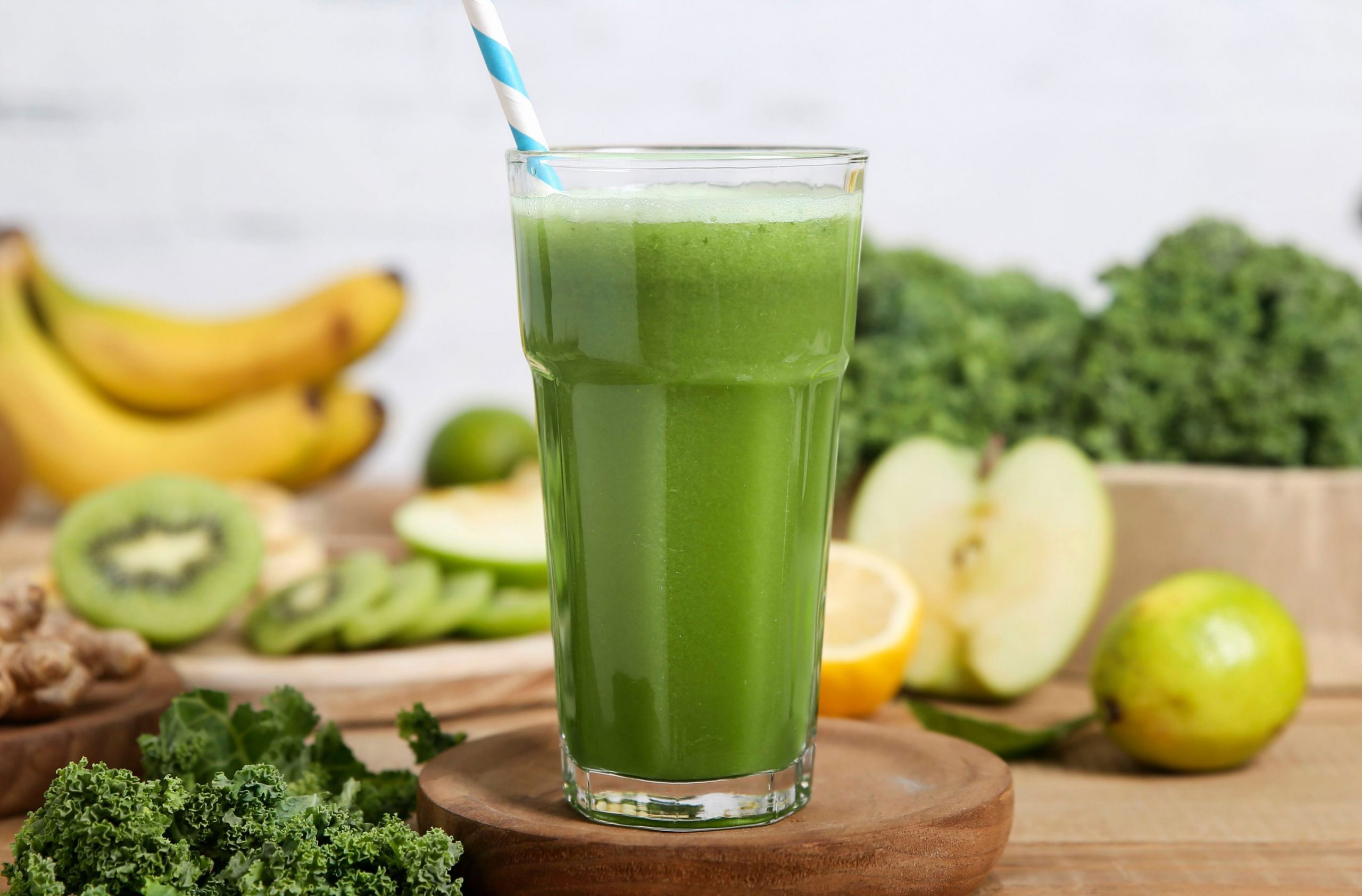 breakfast-banana-green-smoothie-recipe