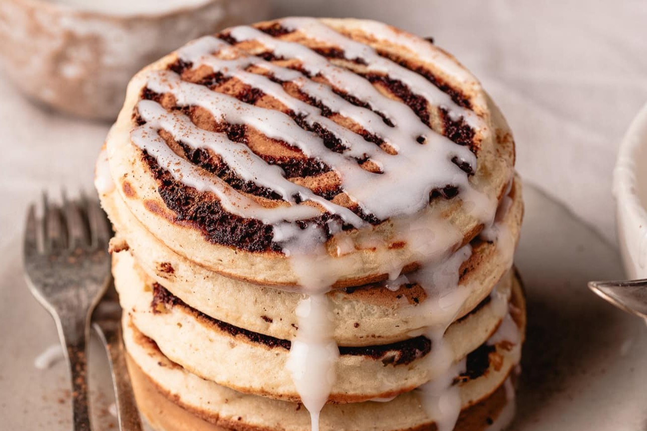 cinnamon-roll-pancakes-recipe