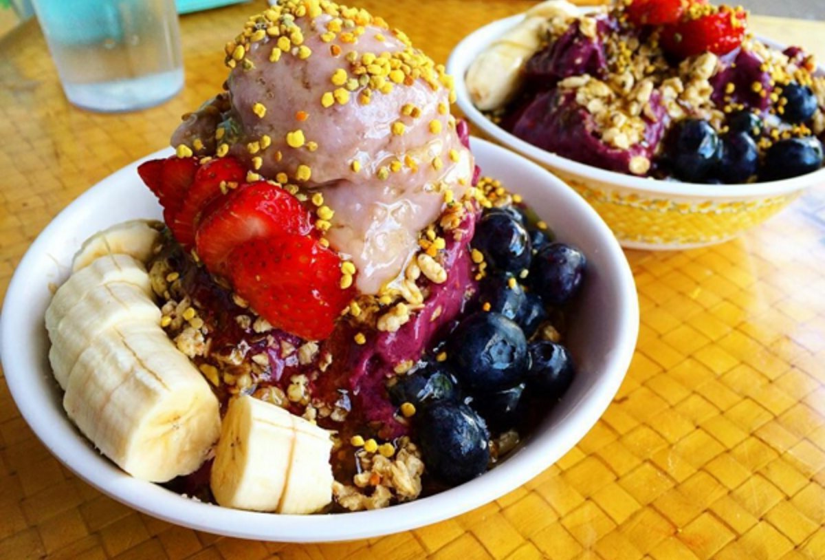 diamond-head-health-bar-acai-bowl-recipe
