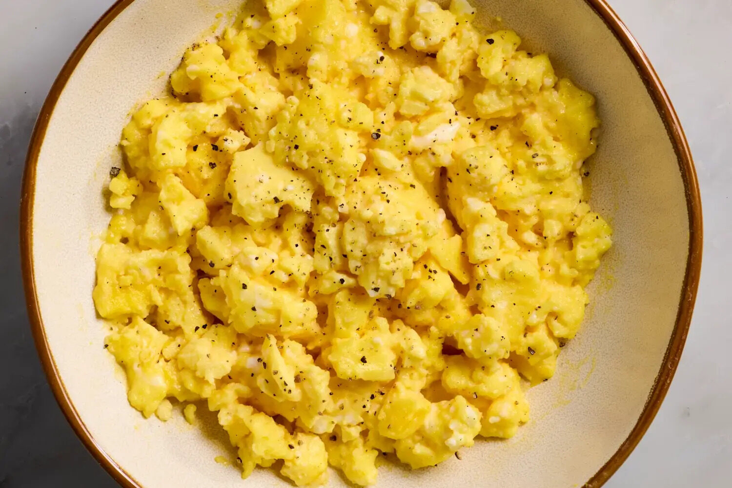 microwave-scrambled-eggs-recipe