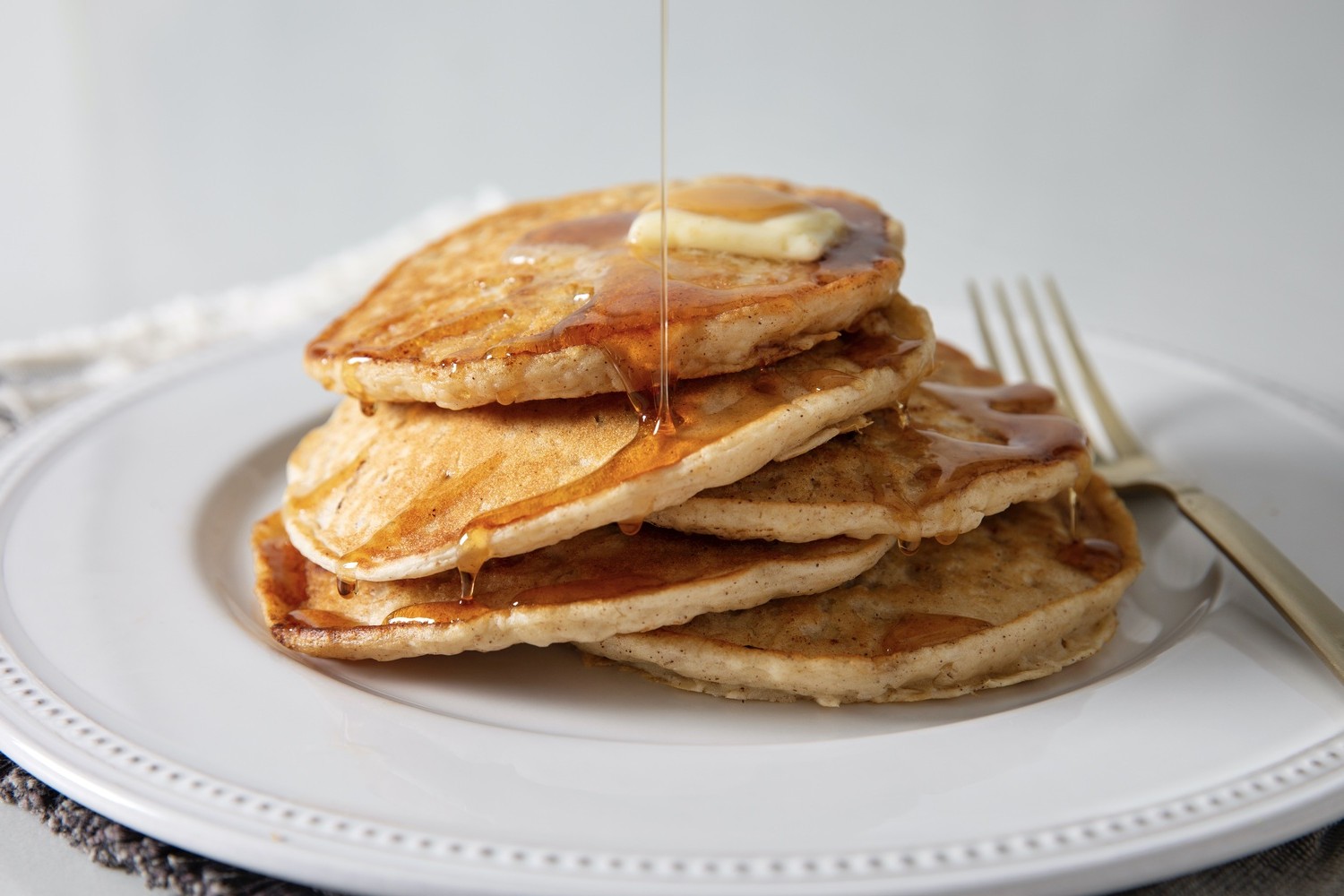 oatmeal-cinnamon-pancakes-recipe