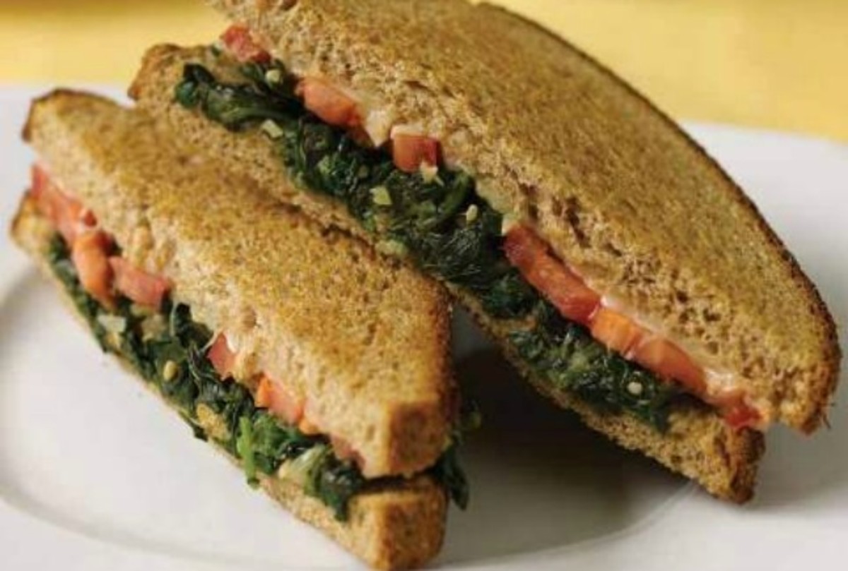 red-white-and-green-grilled-cheese-recipe