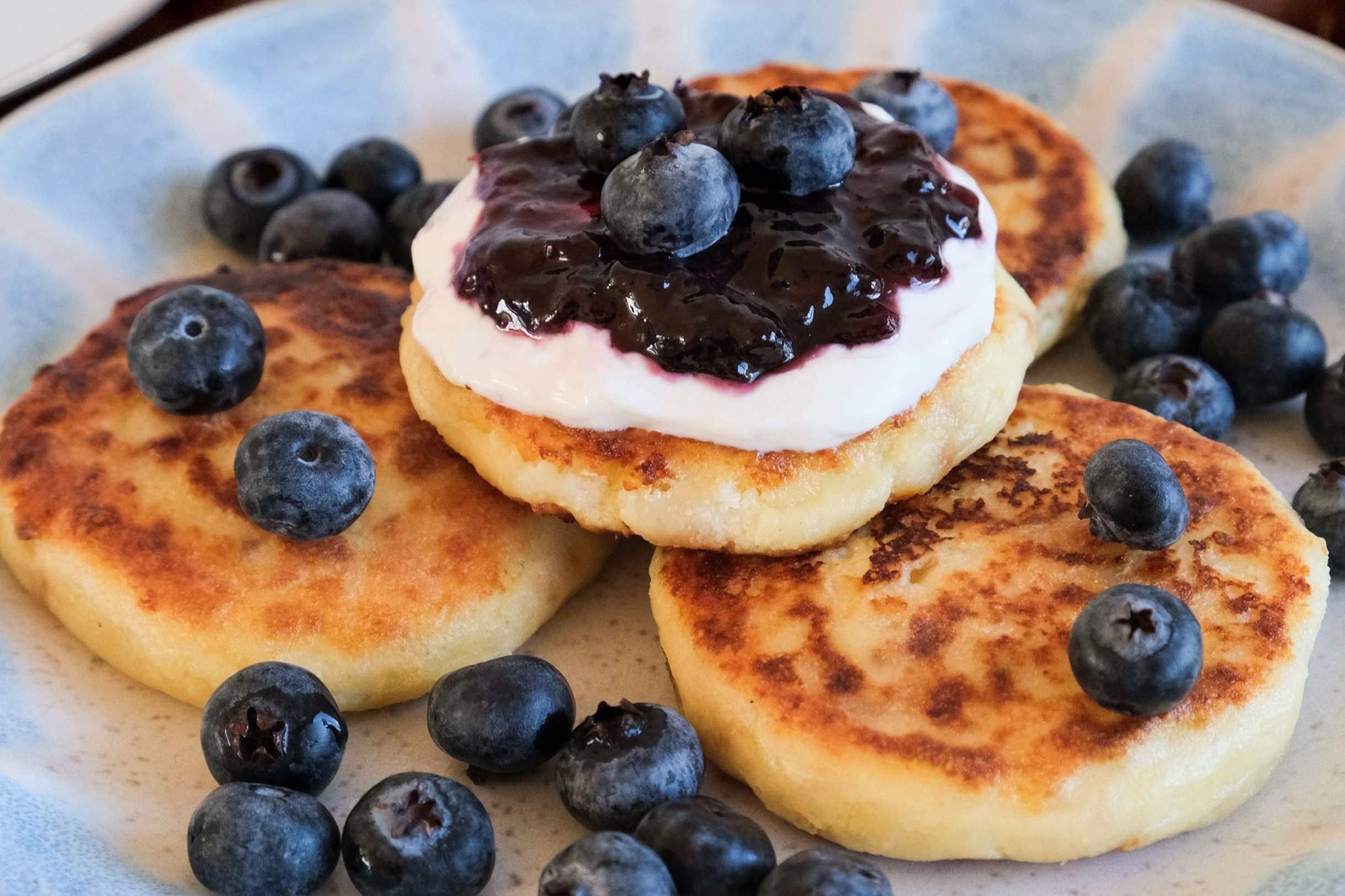 russian-cheese-pancakes-recipe