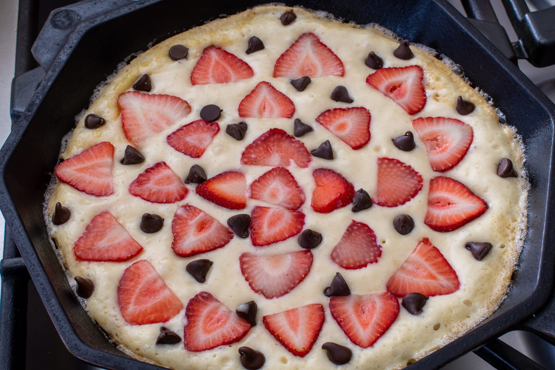 skillet-strawberry-pancake-recipe